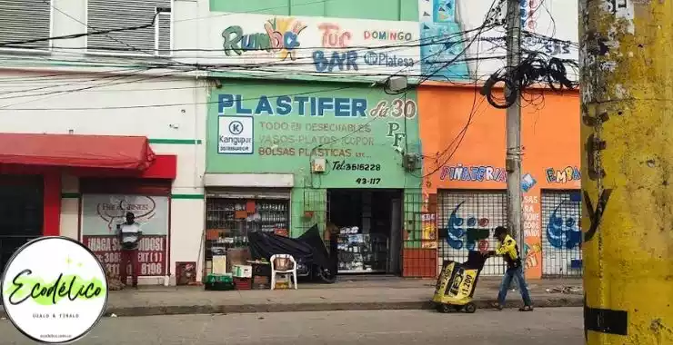 Plastifer la super 30, plásticos y desechables