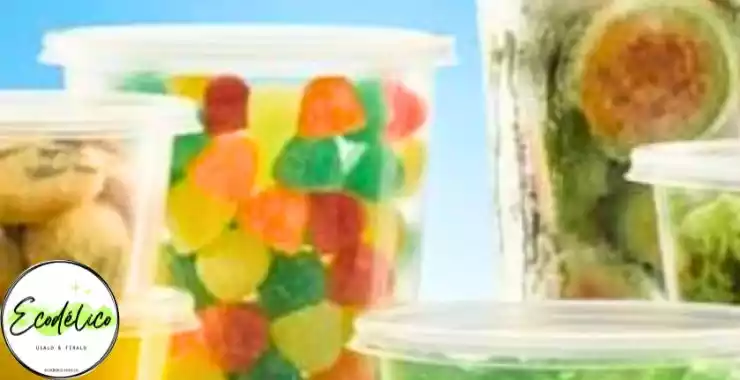 Vasos con tapa para guardar dulces
