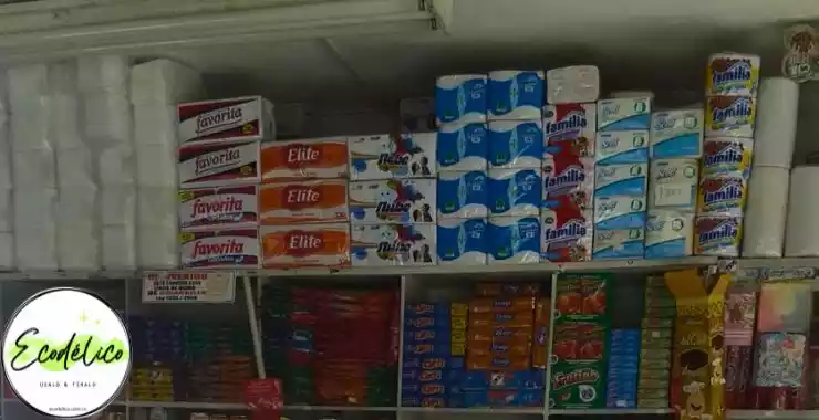 Toallas de papel, rollos para empacar y servilletas