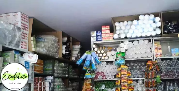 Bodega de todo tipo de productos desechables